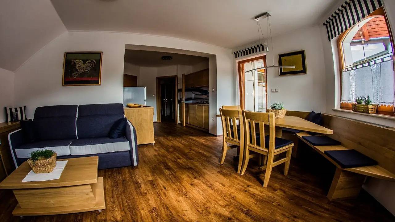 Ganze Ferienwohnung, Ferienwohnung für 6 Personen (52 m²) in Leutsch in Luče, Untersteiermark