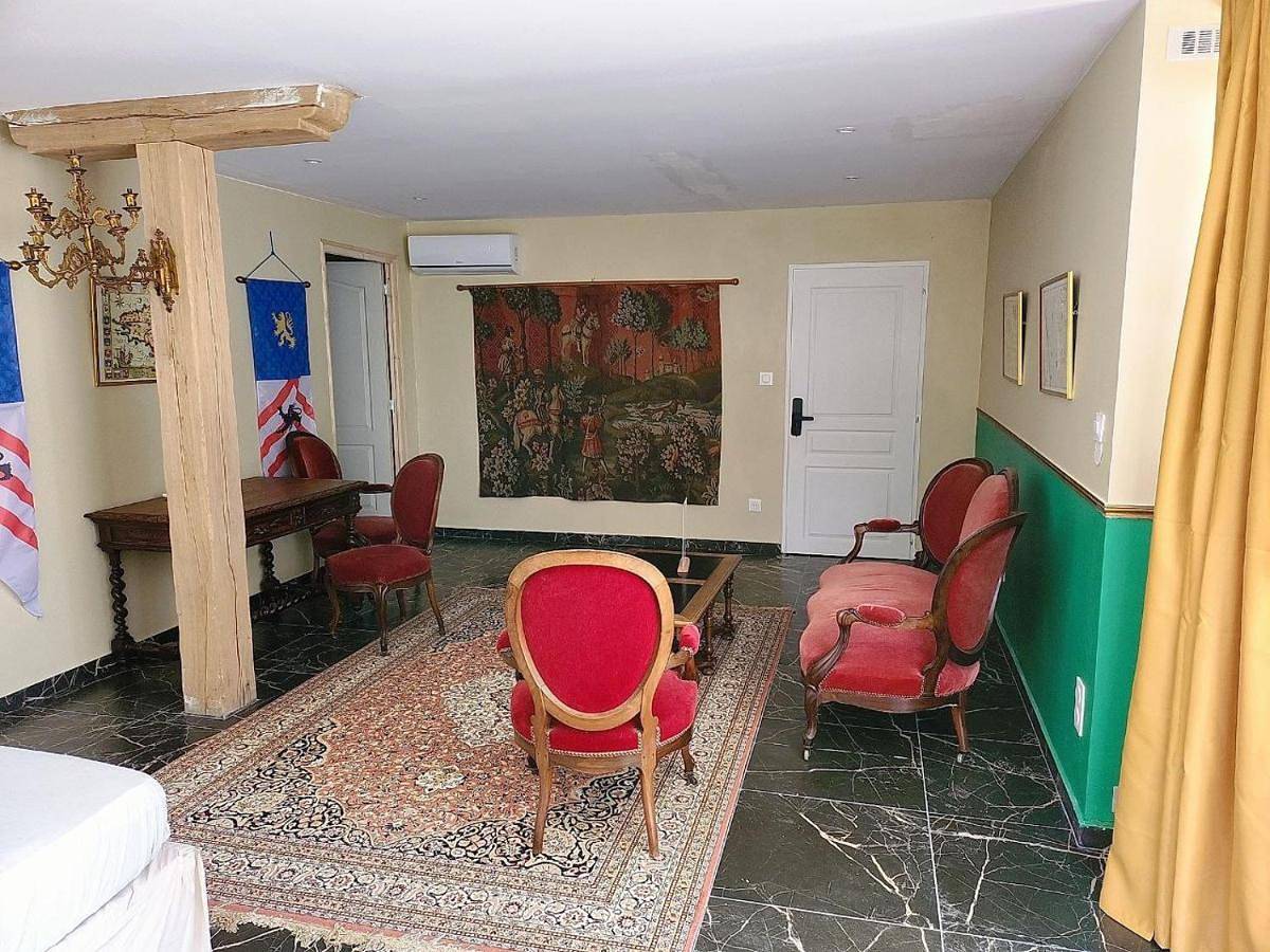 Standard Double Room in Mamers, Sarthe