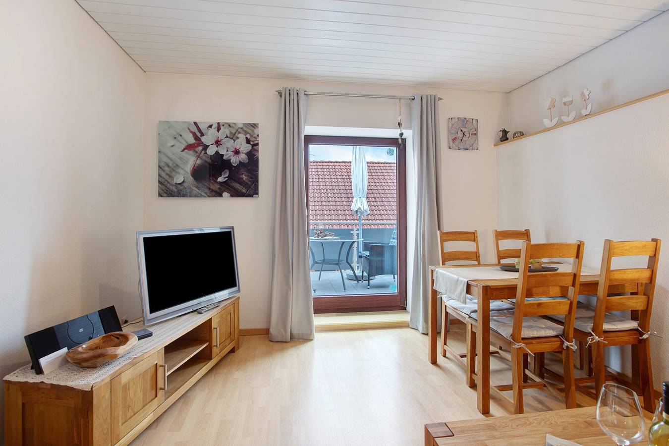 Ferienhaus 'Am Blumengässle' mit Balkon und Wi-Fi in Müllheim, Südschwarzwald