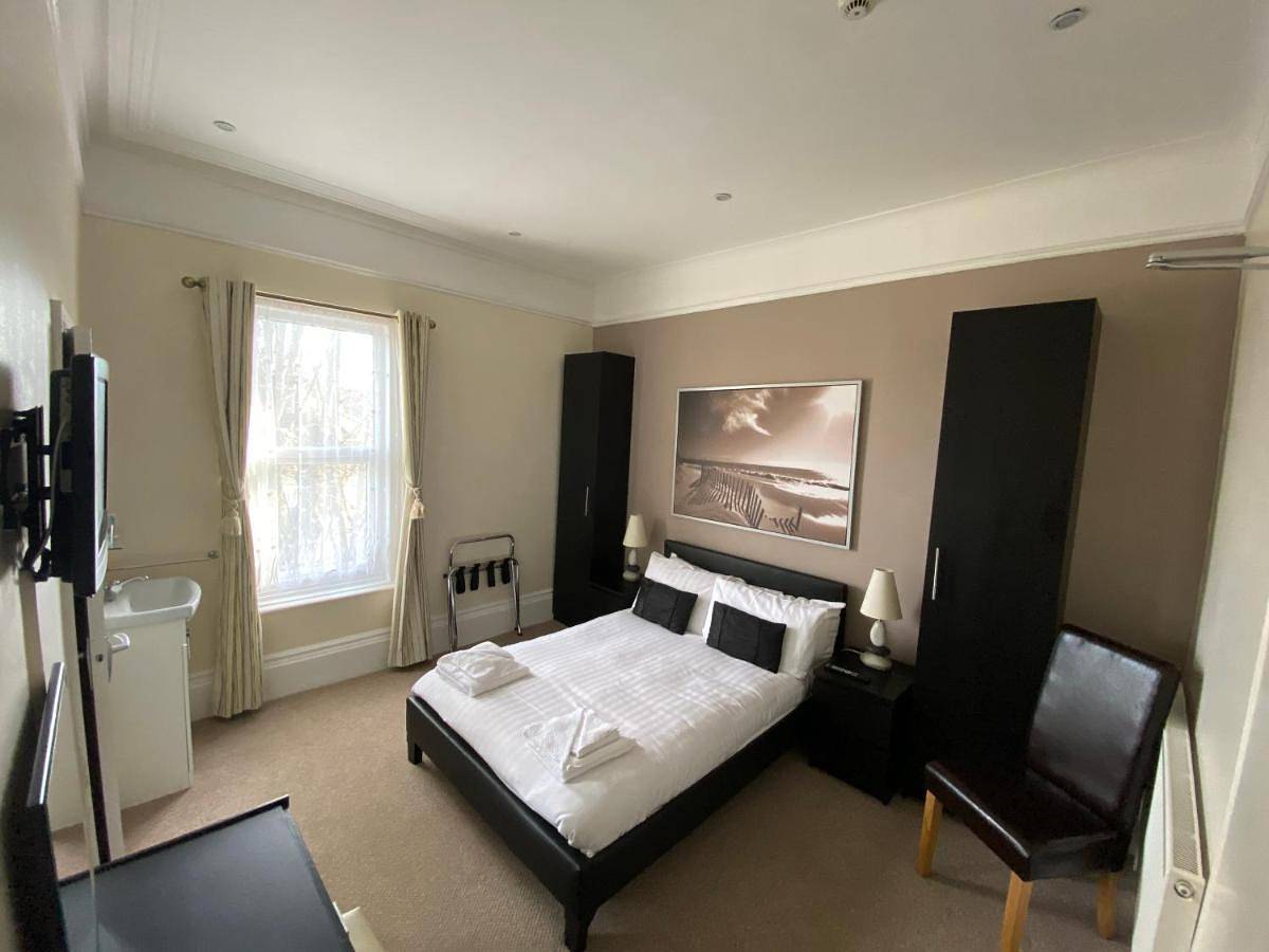 Twin Room in Shanklin, Isle of Wight