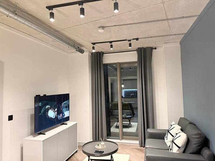 Vakantiewoning voor 4 personen, with balkon and uitzicht op het meer as well as uitzicht and tuin in Manchester