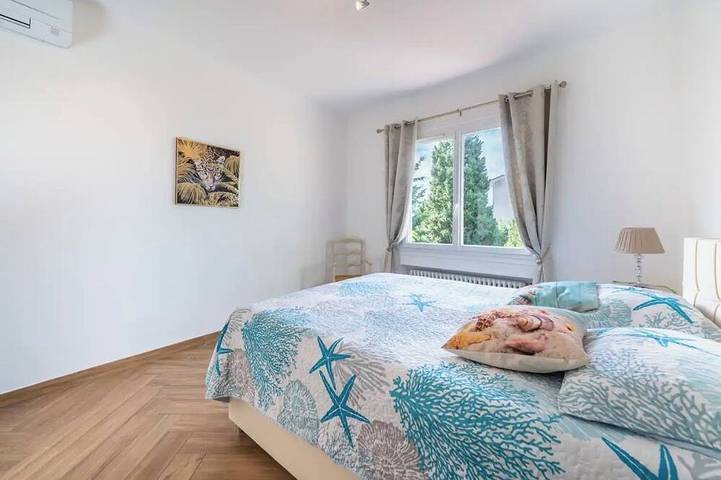 Villa à 10 mn à pied du centre de Saint Raphaël, des plages et de la gare Tgv in Saint-Raphaël, Côte méditerranéenne (France)