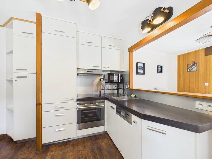 Entire apartment, Bright apartment with terrace, parking, and Wifi in Les Gets in Les Gets, Les Portes du Soleil