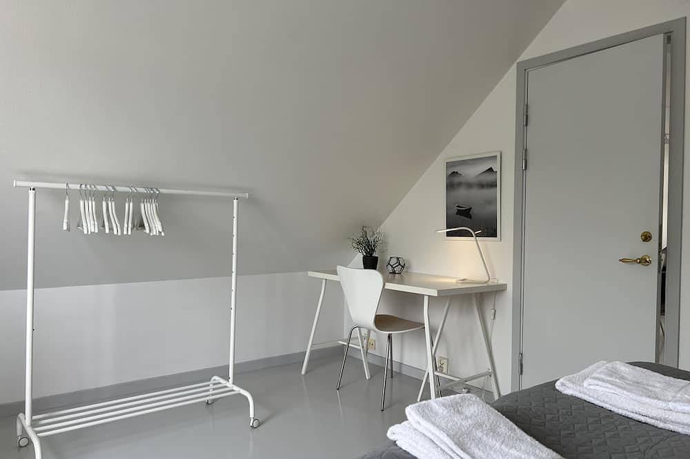 Ganze Wohnung, Mysigt Boende Mitt i Gamla Viken, 3 Rok, 4 Bäddplatser, 63 Kvm, 2 Våningen in Höganäs, Skane