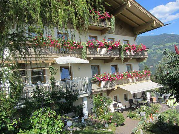 Apartamento vacacional entero, Appartement "Panoramablick" 3 Schlafräume in Tux Alps, Zellberg