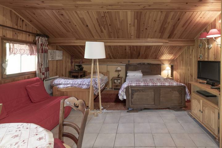 Chalet pour 3 personnes, adapté aux familles dans Massif du Mont-Blanc - 4