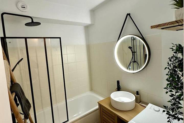 Gîte pour 3 personnes, avec balcon et vue dans Bois Guillaume - 2