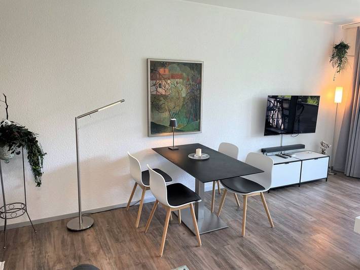 Ferienwohnung für 2 Personen, mit Seeblick und Sauna sowie Pool und Balkon in Brissago - 4