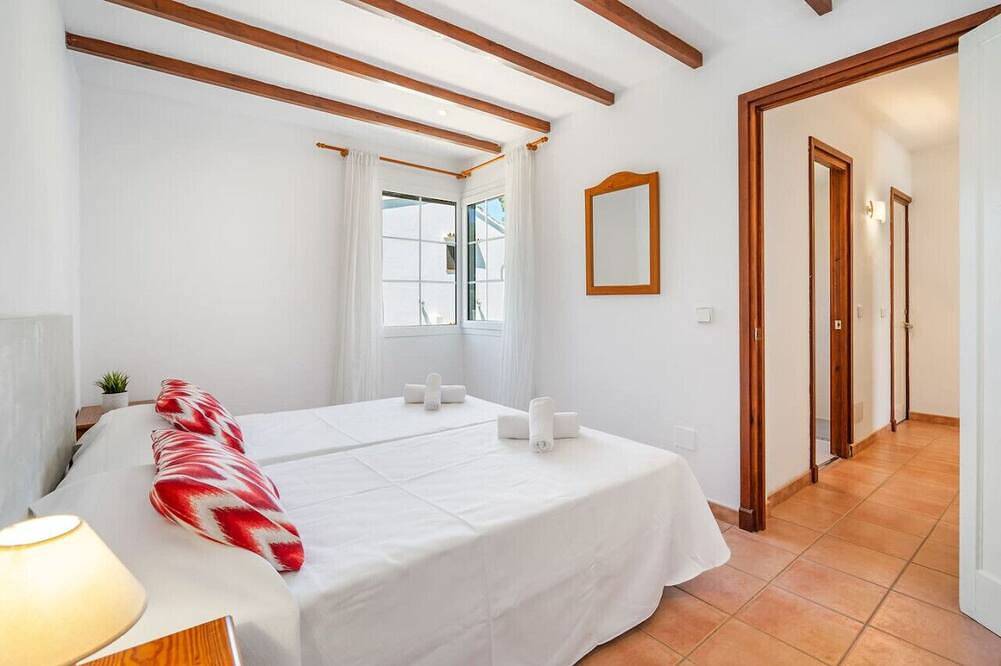 A Midsummer Stay's Dream in Son Parc, Es Mercadal