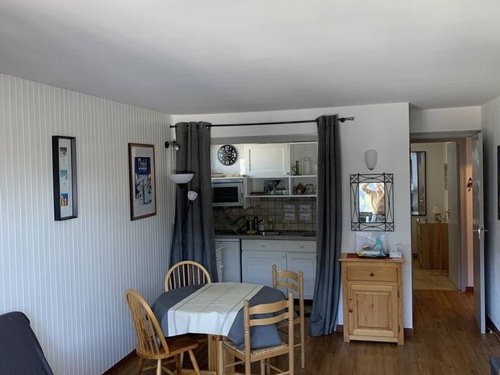 Gîte pour 5 personnes, avec balcon dans Office De Tourisme De Chatel - 4
