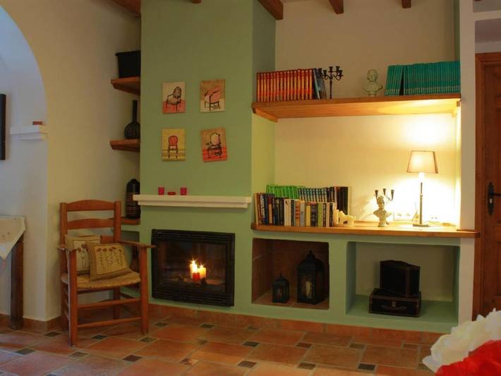 Apartamento para 10 personas, con Terraza además de Jardín y Piscina en La Joya