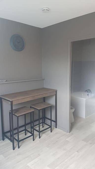Appartement entier, One-Bedroom Apartment in Bruyères, Région d'Épinal