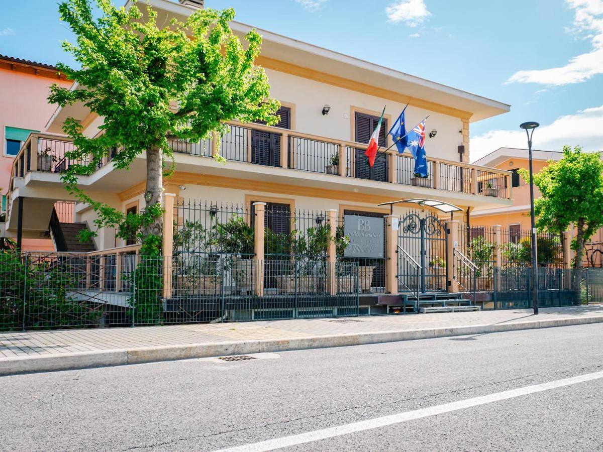 Villa Grace Tombolato in Lido La Conchiglia Azzurra, Montesilvano