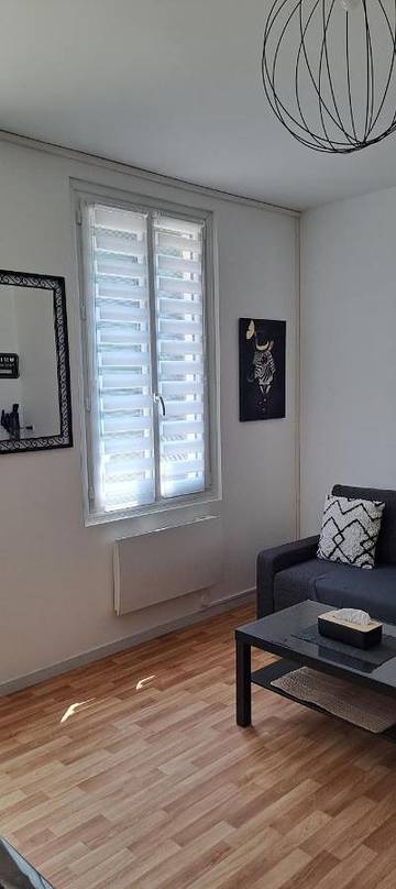 Gîte pour 4 personnes, avec terrasse à Damparis