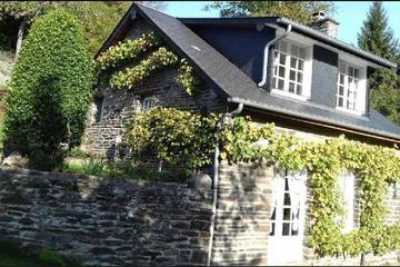 Gîte pour 3 personnes, avec vue et jardin à Beauficel