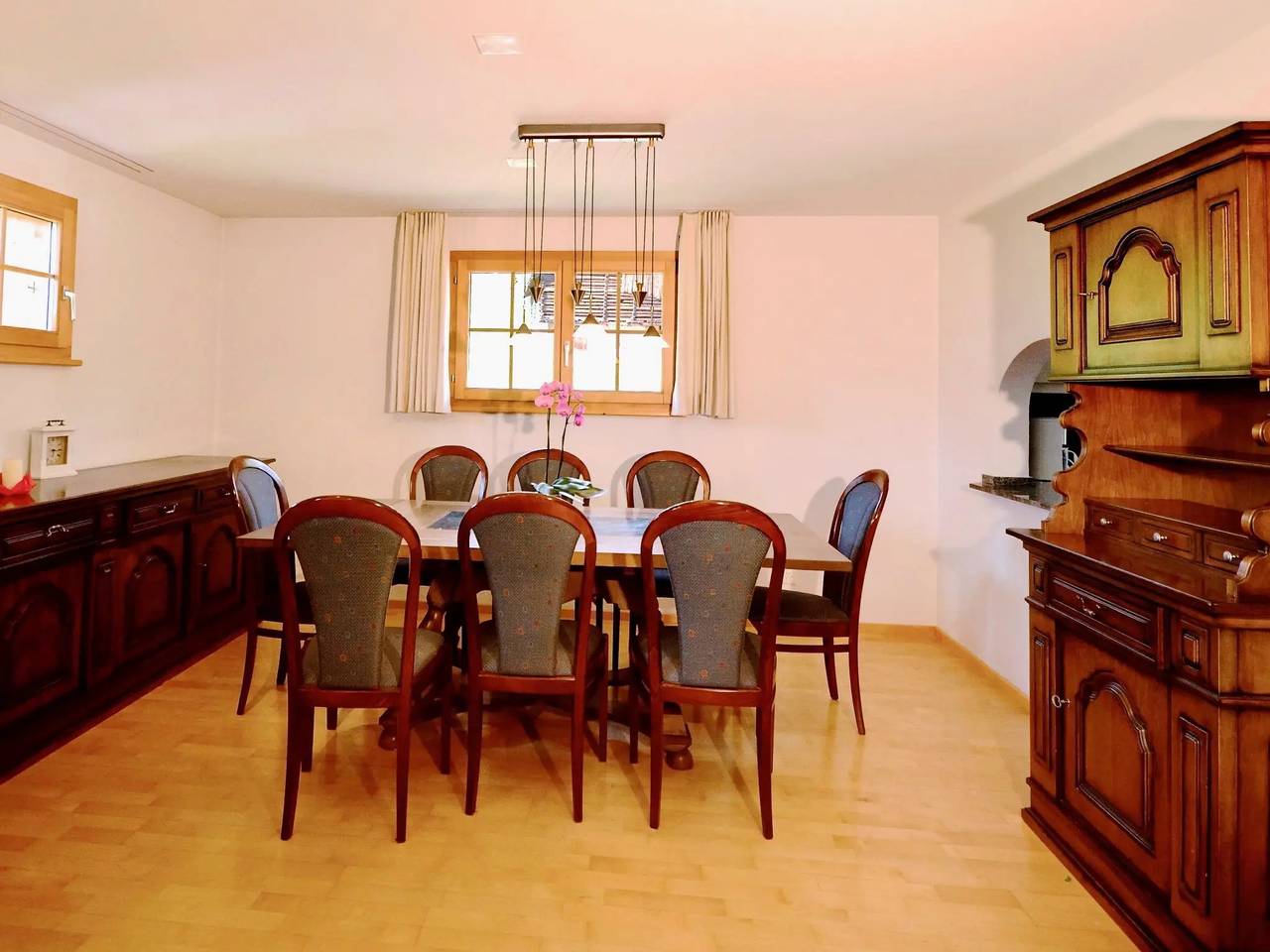 Ganze Wohnung, 5 Pièces 8 Personnes in Sedrun, Tujetsch
