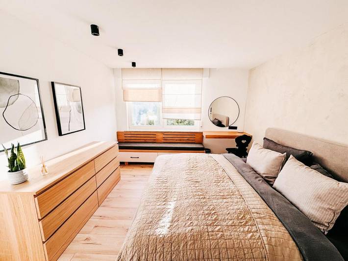 Ferienwohnung für 5 Personen, mit Seeblick und Ausblick sowie Sauna und Terrasse, mit Haustier in Niedersfeld - 4