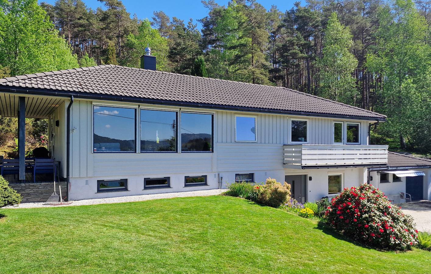 Ferienhaus für 10 Personen mit Terrasse in Hardangerfjord