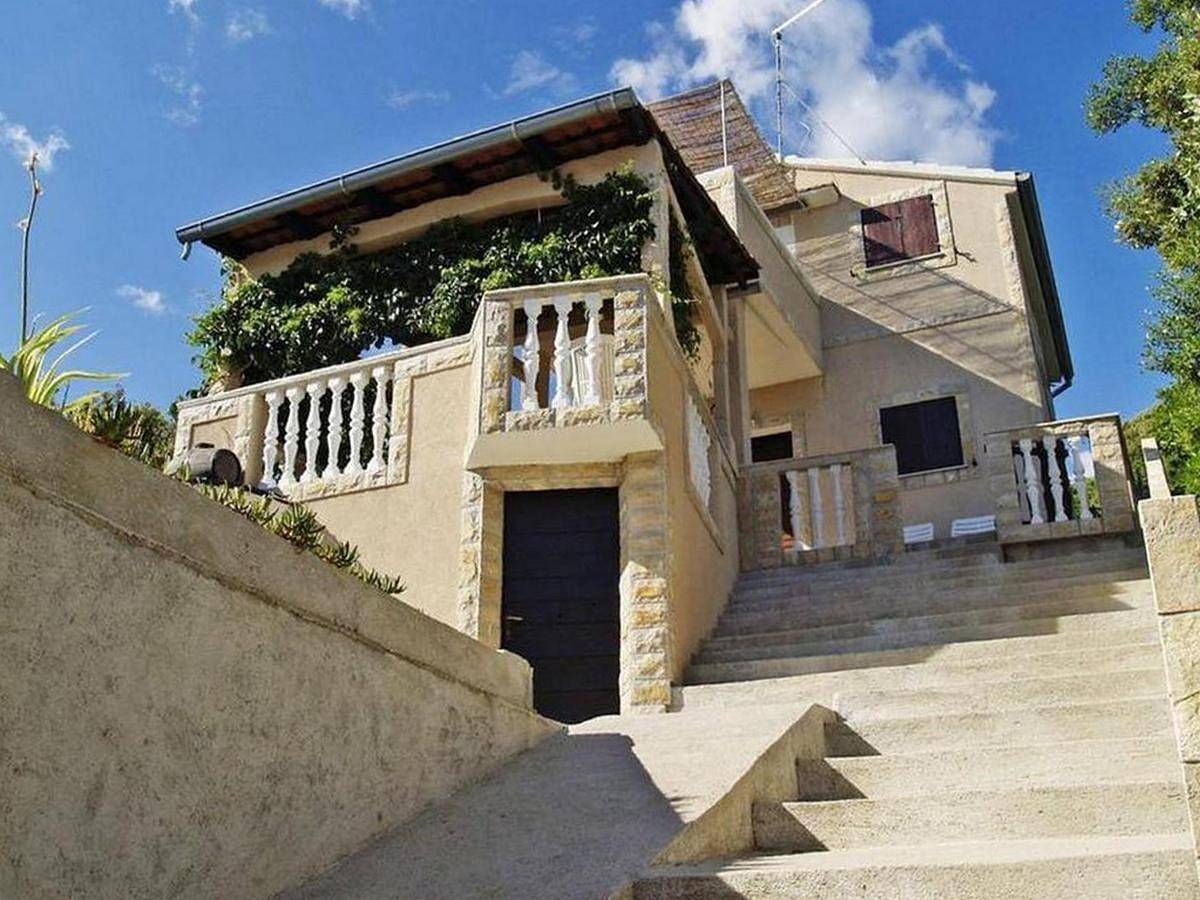 2-Zimmer-Haus am Strand Bucht Lanđin, Pasman K-20394 in Tkon, Pasman
