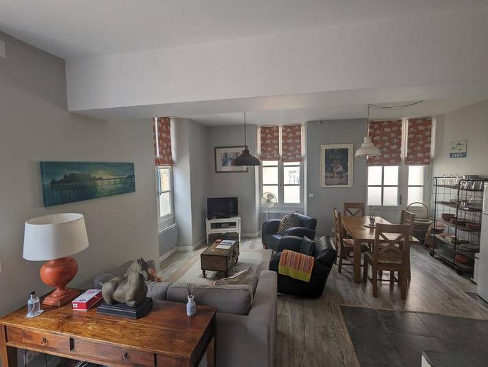 Ferienwohnung für 2 Personen, mit Terrasse und Garten sowie Pool