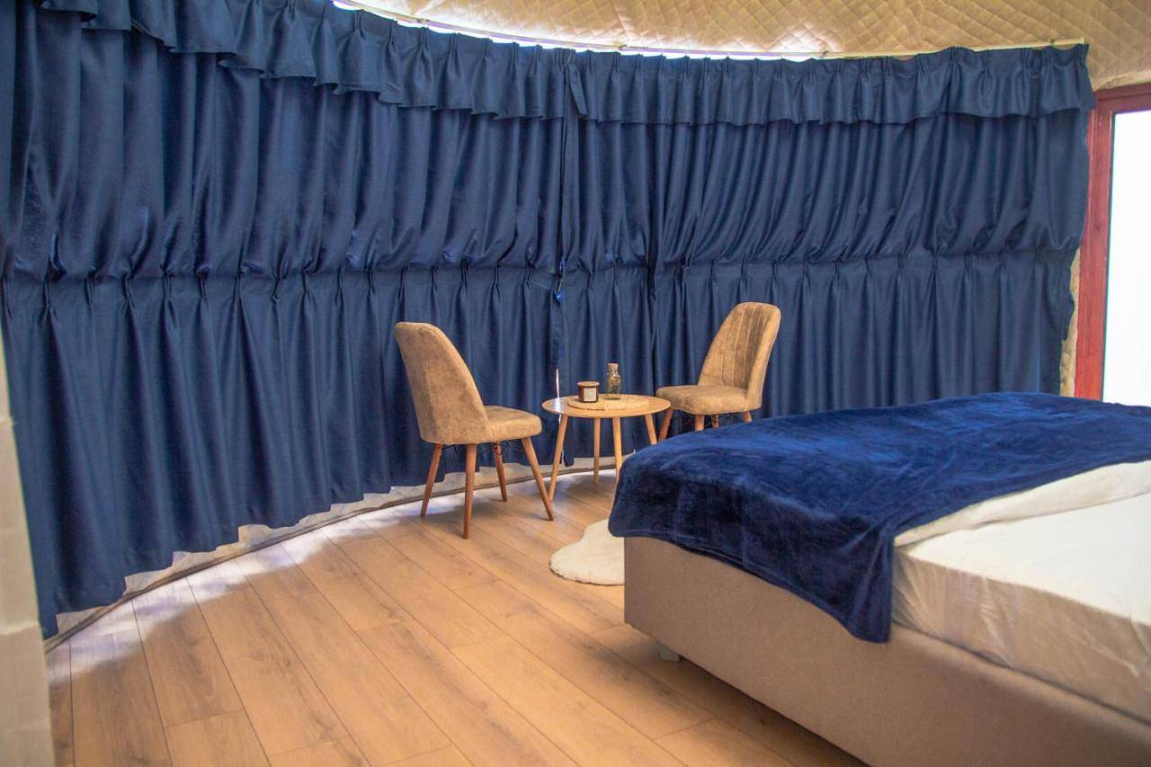 Sanctum Glamping in Karpaty (Rumunia)