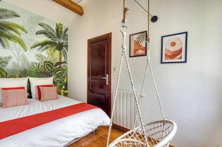 Location de vacances pour 8 personnes, avec jardin, animaux acceptés à Junas - 2