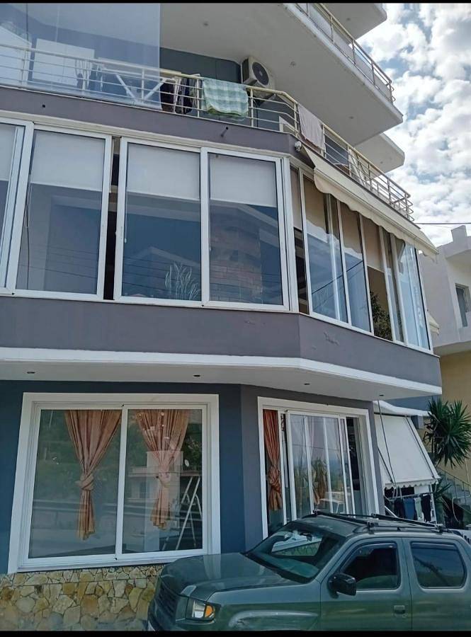 Gîte pour 3 personnes, avec balcon et vue dans Borsh - 2