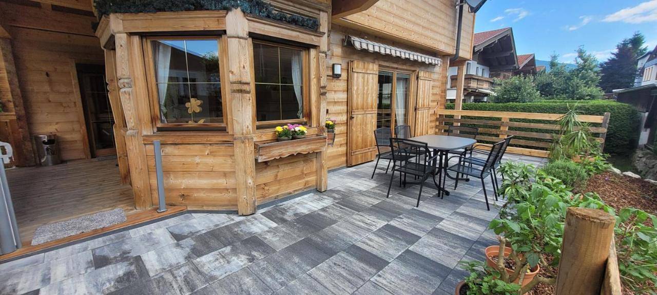 Ganze Wohnung, Apartment with Mountain View in Westendorf (Tirol), Kaisergebirge