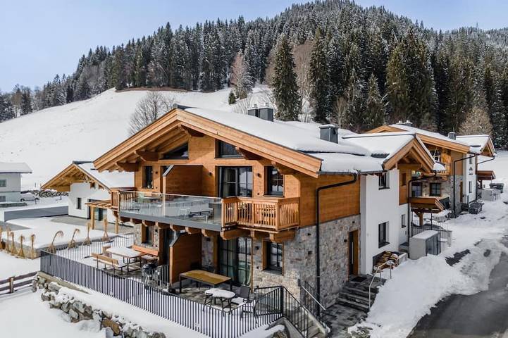 Chalet für 9 Personen, mit Balkon und Garten sowie Sauna in Wagrain
