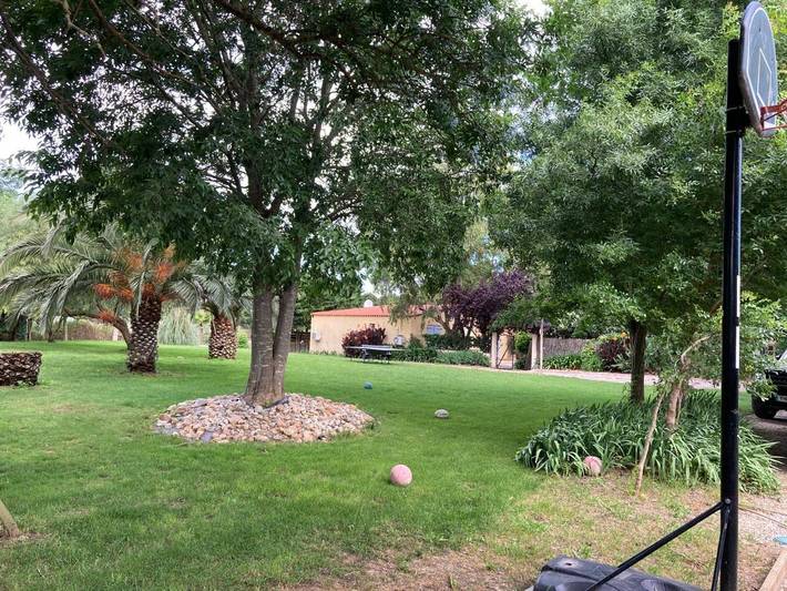 Location de vacances pour 8 personnes, avec vue ainsi que jardin et piscine, adapté aux familles à Villelongue-de-la-Salanque - 4