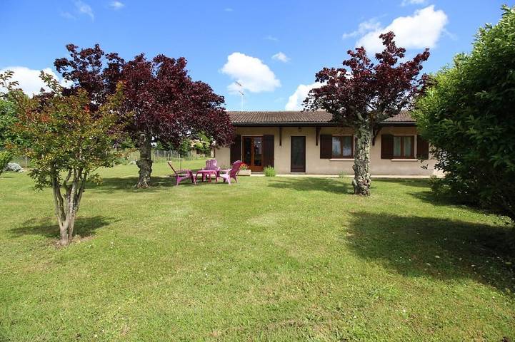 Location de vacances pour 5 personnes, avec Jardin à Rauzan