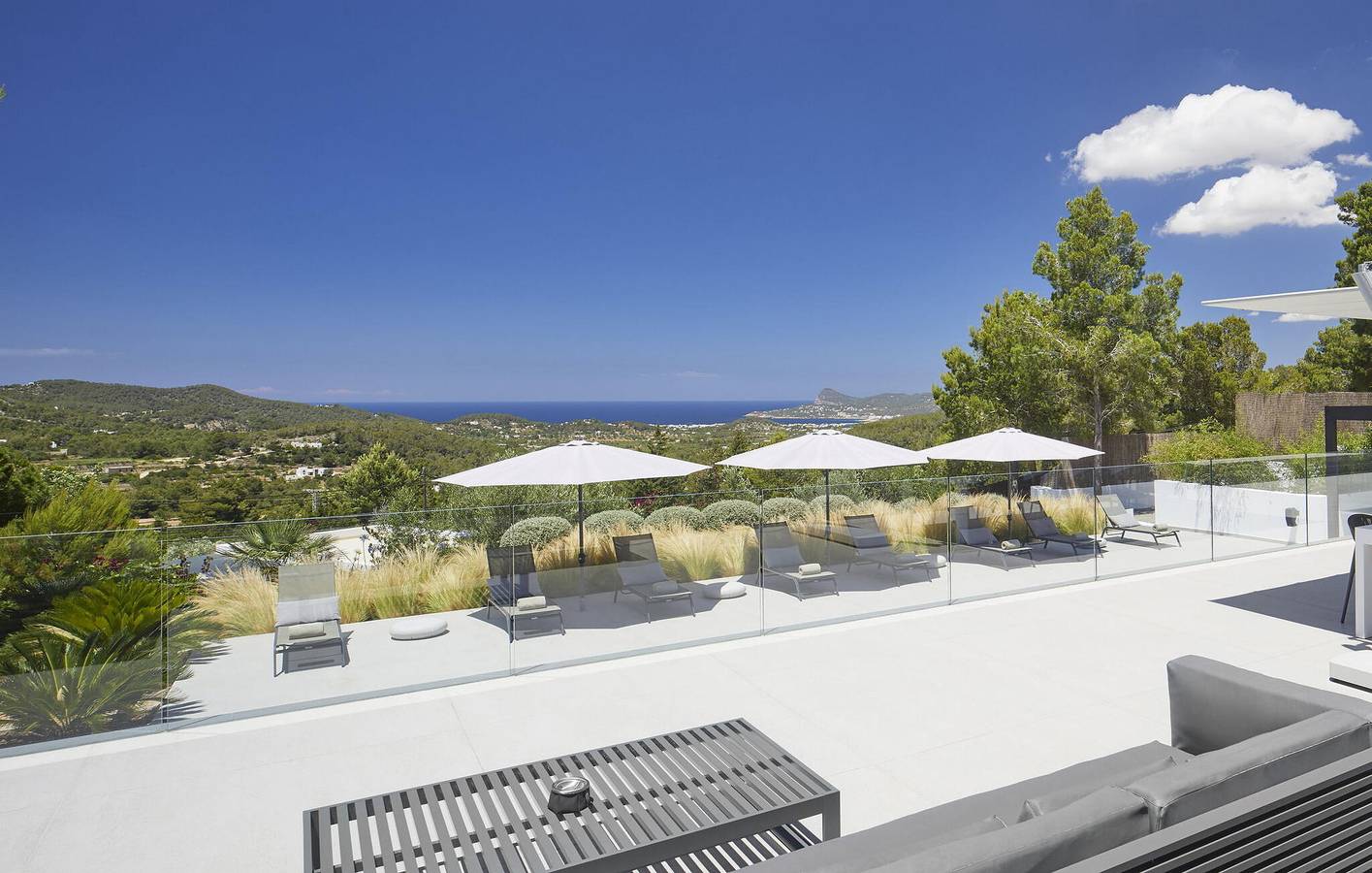 Luxury Sea View Apartment with Pool & Parking in San José (Ibiza), Sant Josep de sa Talaia