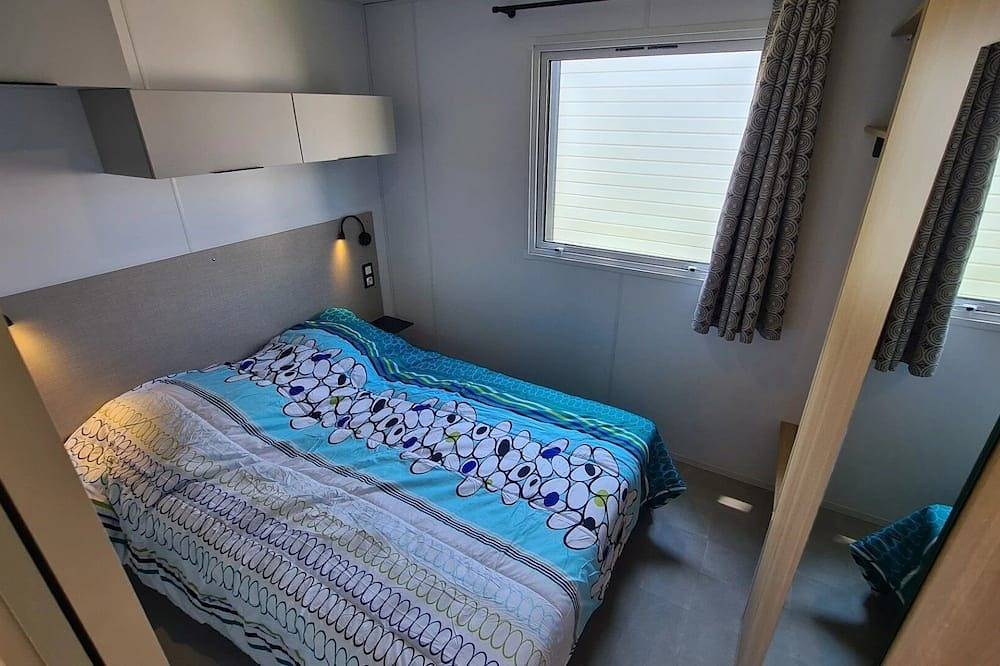 Camping 3 étoiles - Piscine - ccbaefh in Valensole, Parc naturel régional du Verdon