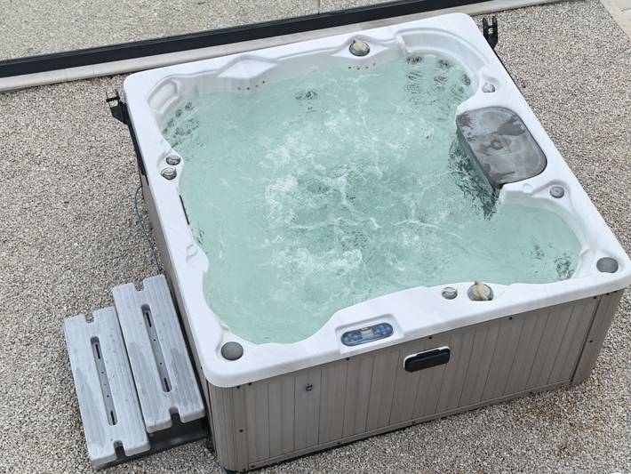 Location de vacances pour 16 personnes, avec piscine ainsi que jardin et terrasse en Bosnie - 4