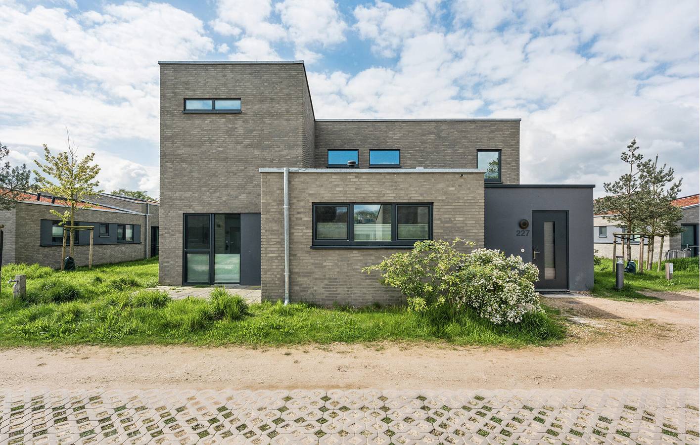 Luxuriöses Apartment mit Parkplatz und Terrasse in der Nähe von Fluss und Restaurant in Marissa Ferienpark, Lembruch