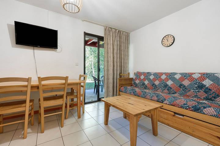 Hel lejlighed, Les Berges de la Neste – Cozy Apartment in Arreau, Heated Pool & Sauna in Arreau, Fransk Pyrenæerne