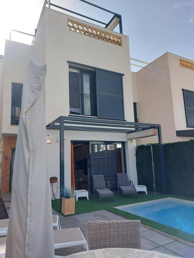 Casa rural para 6 personas, con Balcón y Terraza además de Piscina y Vistas en Benijófar - 3