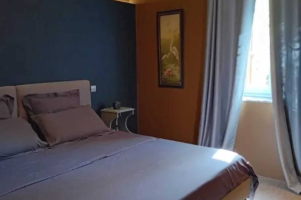 Entire apartment, Homerez - Apartment in Alès with pool in Alès, Cévennes