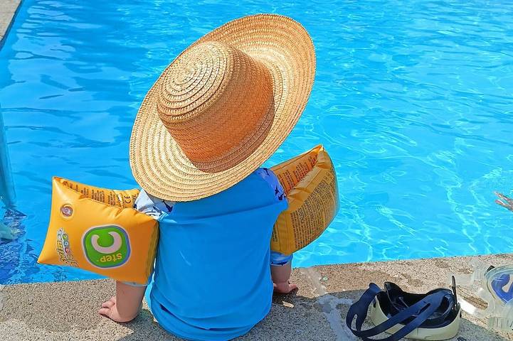 Ganze Wohnung, Natur Paradies Seeberg, Pool, Garten, Grill, Natur Paradies mit Pool - Ferienwohnung am Seeberg in Heidenheim, Stuttgart Region