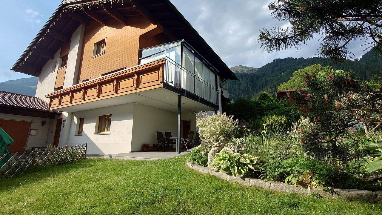 Ganze Ferienwohnung, Ferienwohnung für 8 Personen (145 m²) in Gortipohl in Sankt Gallenkirch, Verwall