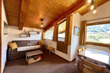 Gîte pour 5 personnes, avec jardin, adapté aux familles à Demi-Quartier