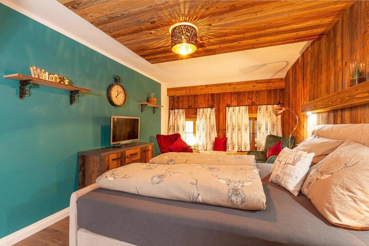 Deluxe Double Room in Eisenberg, Bayerisch Schwaben