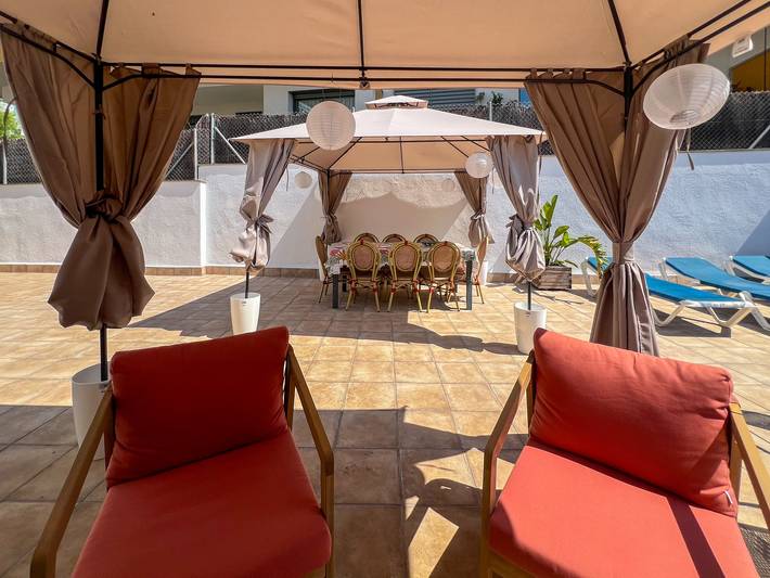 Villa voor 10 personen met terras in Platja Fonda (Sitges), Sitges