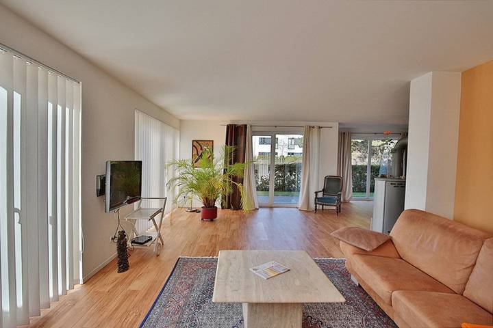 Luxus-Ferienhaus für 6 Personen, mit Balkon und Terrasse sowie Garten in Timmendorfer Strand