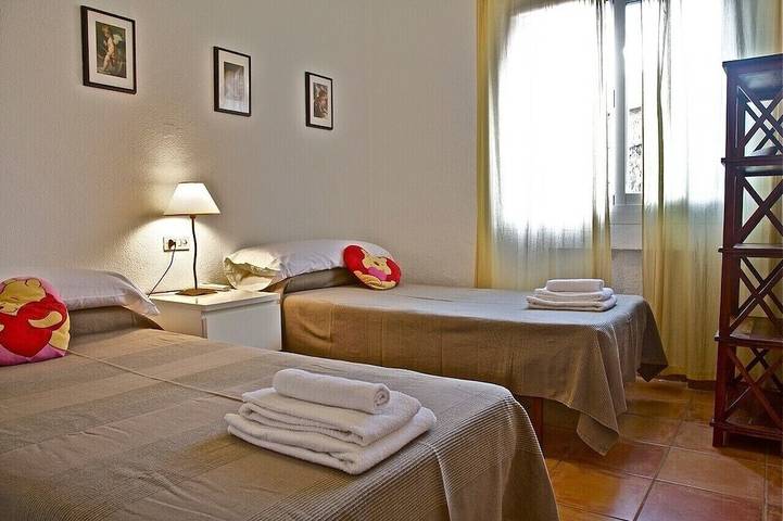 Villa für 10 Personen, mit Terrasse und Garten in El Arenal - 3