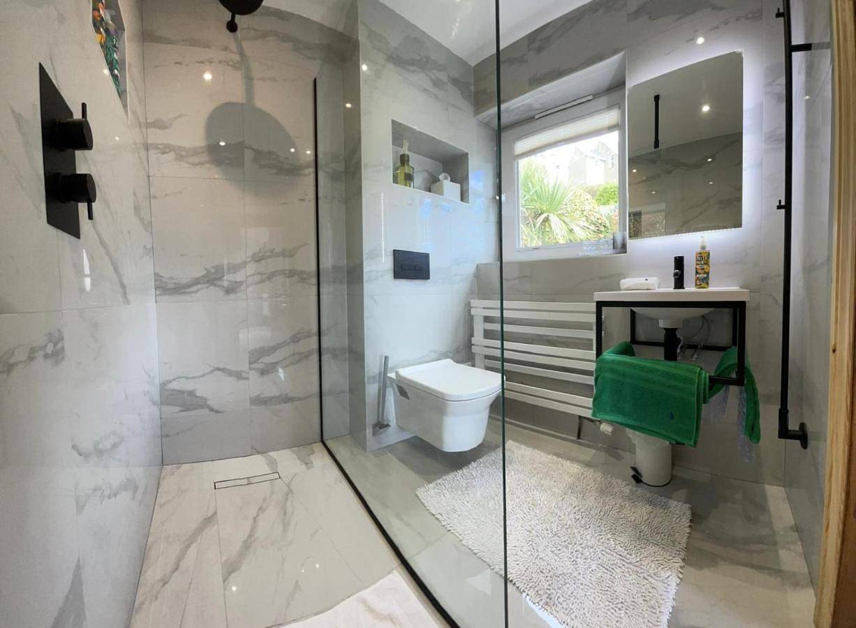 King Room with Sea View in Aberdyfi, Aberdovey