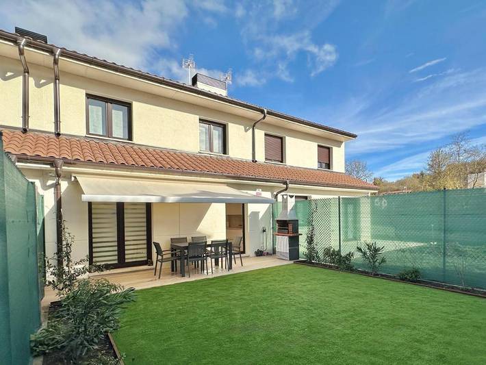 Casa de vacaciones para 8 personas, con jardín - 1