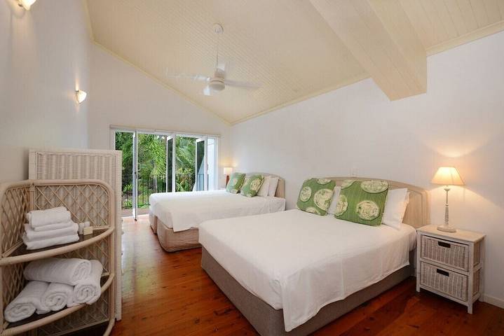 Villa for 10 people, with balcony in Port Douglas