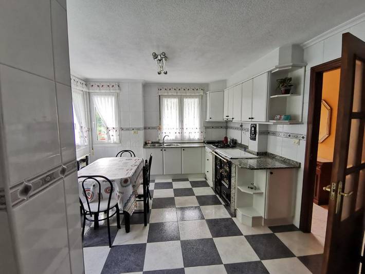 Casa rural para 6 personas, con vistas y jardín en Valle del Miera - 2