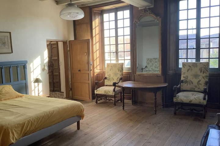 Ferienhaus mit Bauernhof und Garten in der Nähe von Cognac. in Les Métairies, Charente